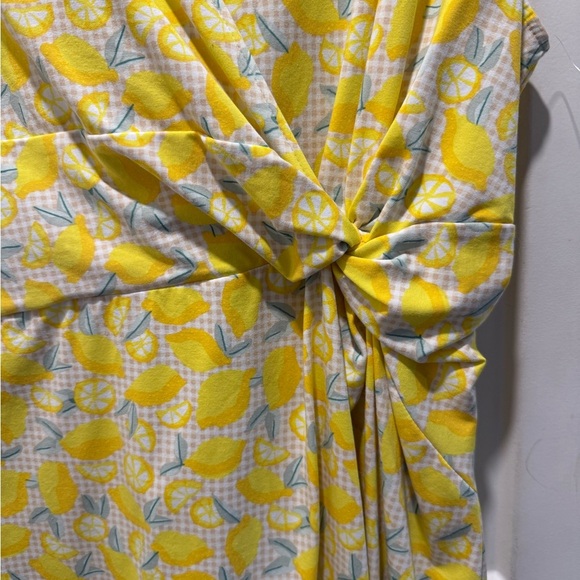 EUC lands end faux Wrap Dress. Cute lemon design, perfect for spring/summer! XL - Picture 3 of 4